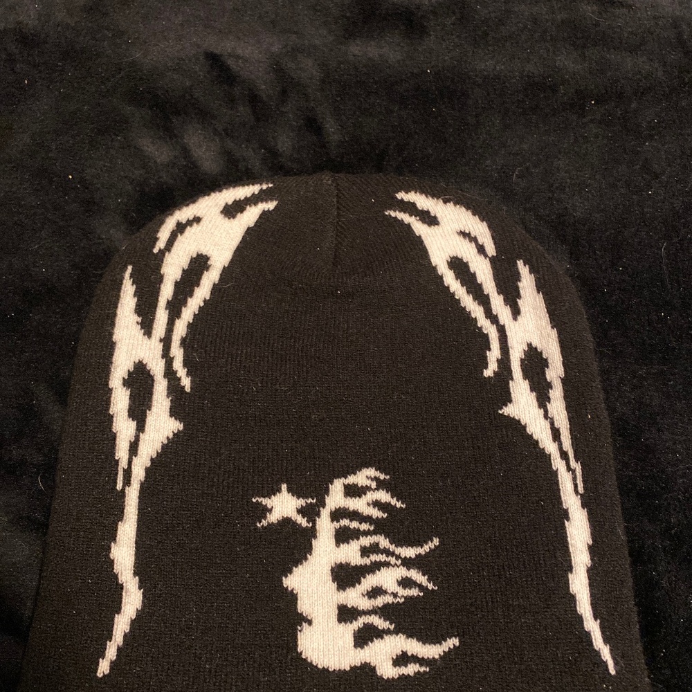 Hell star beanie